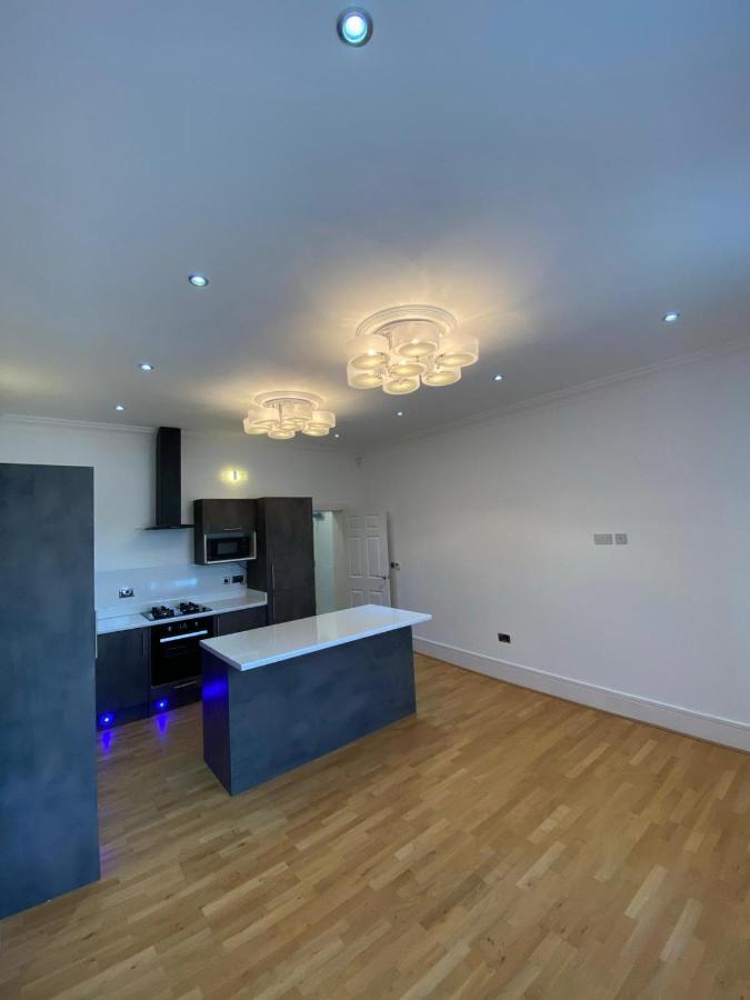 Luxury Apartment Apt5 Wolverhampton Eksteriør billede
